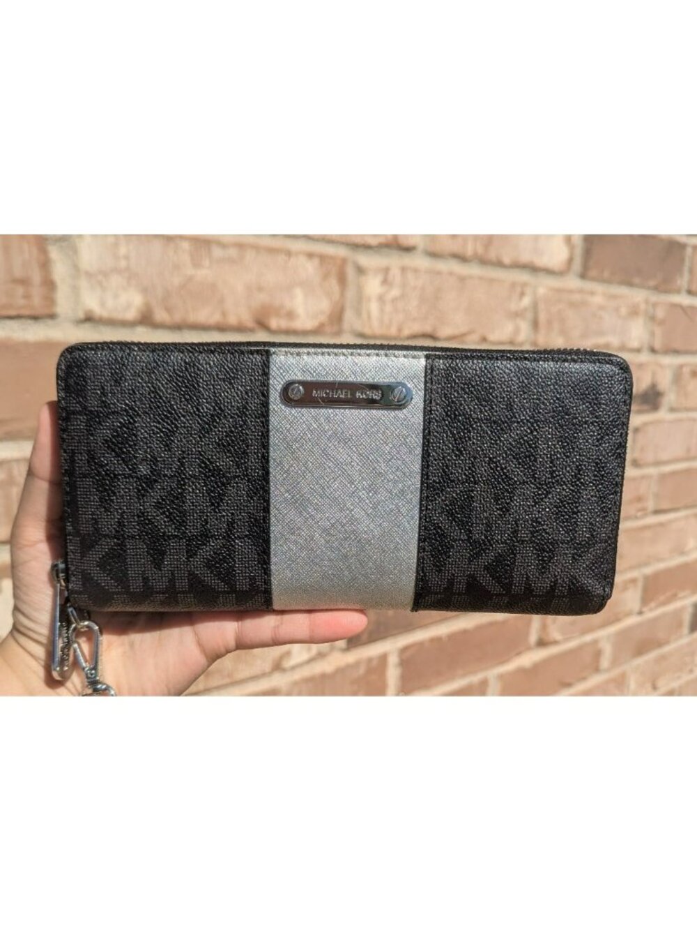 Michael Kors Large Center Stripe Zip Around Wallet Wristlet MK Signature